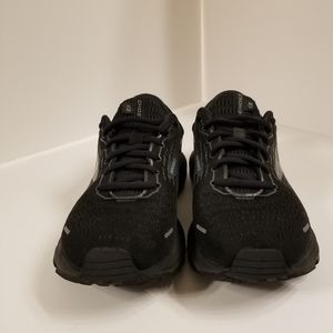 Brooks women's running shoes